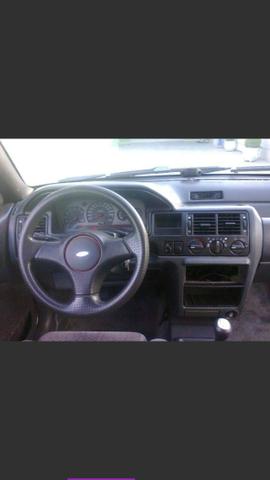 Escort xr3 da 6 mil + 30x leia anuncio a parcela e sobre o carro ver no local
