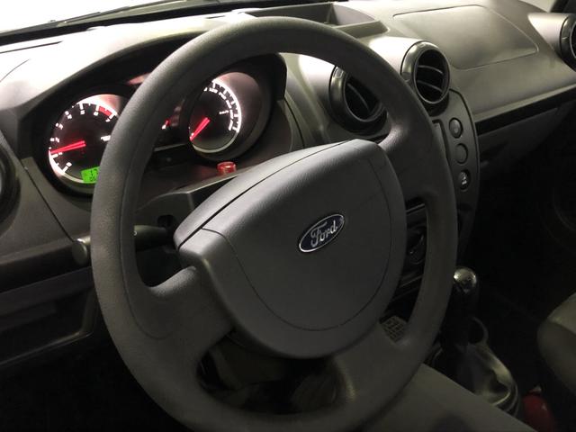 Ford Fiesta 1.0 hatch flex único dono baixo km - Foto 2