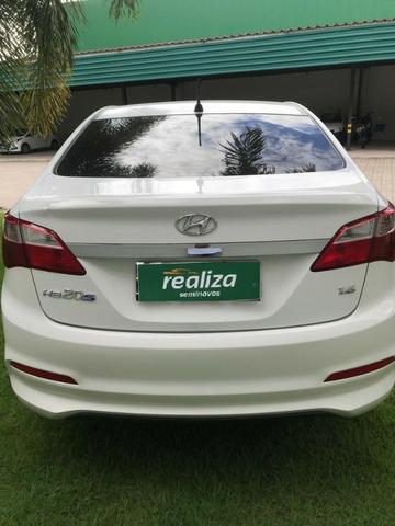 Hyundai HB20S Comfort Plus 1.6 17/17 - Foto 2