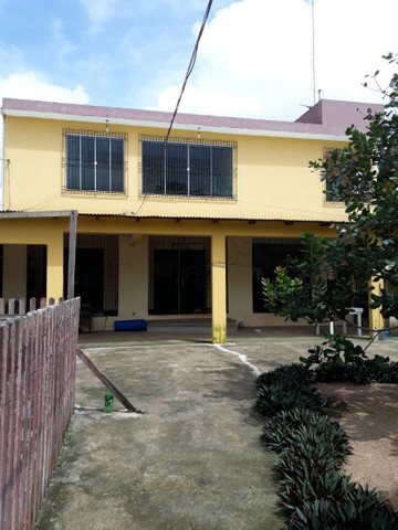 Vendo ou troco casa de campo