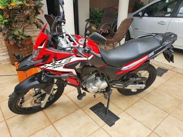 VENDO XRE 300 2019/2020