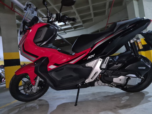 HONDA ADV