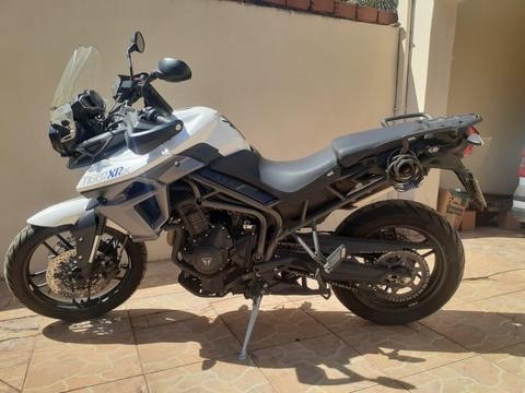 TRIUMPH TIGER 800 XRX
