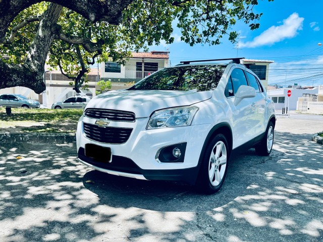 TRACKER LTZ 1.8 2015 AUT