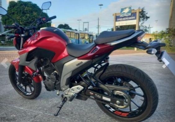 YAMAHA FAZER 250