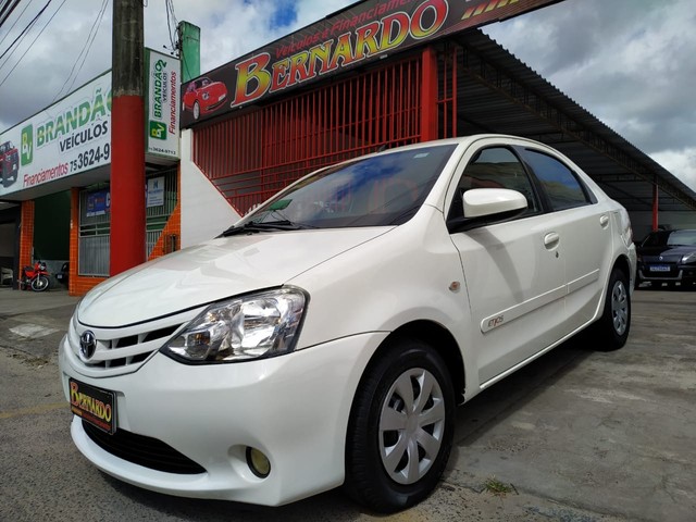 ETIOS SEDAM XS 1.5 2015 CONSERVADO
