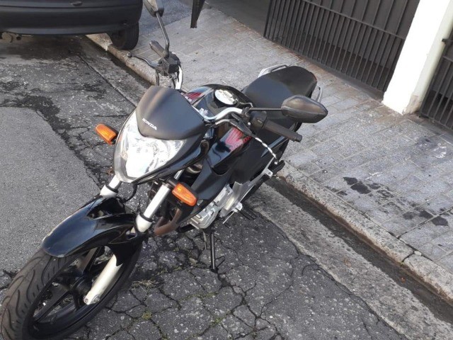 HONDA CB 300R 7.400$