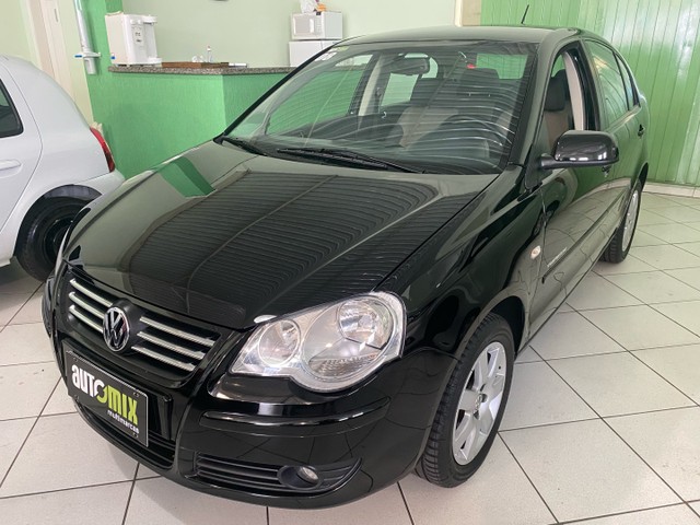 POLO SEDAN CONFORTLINE 2008 KM116.000
