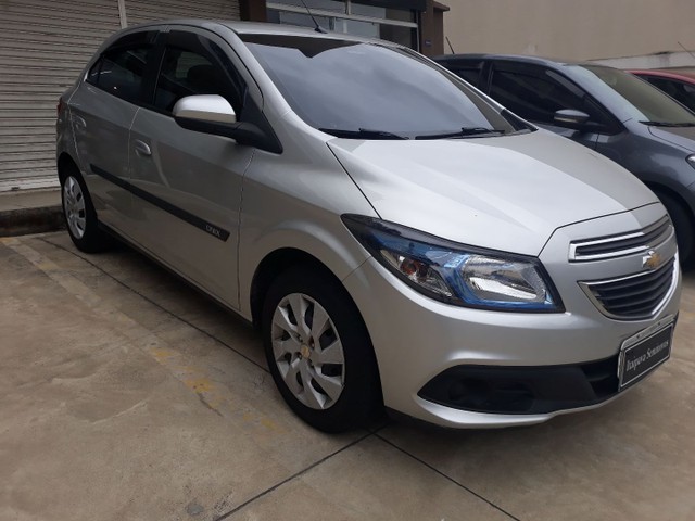 ÔNIX 1.4 LT 2014 NOVO!!