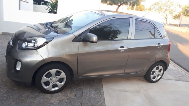 KIA PICANTO ANO 2016 BAIXA KM