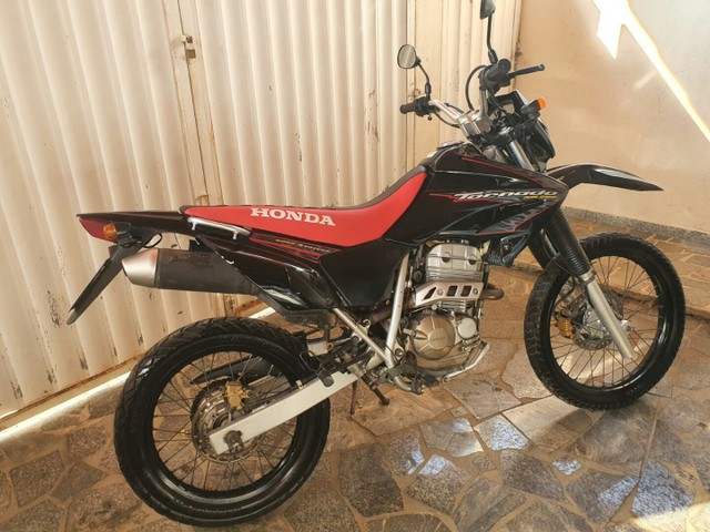 MOTO TORNADO XR250