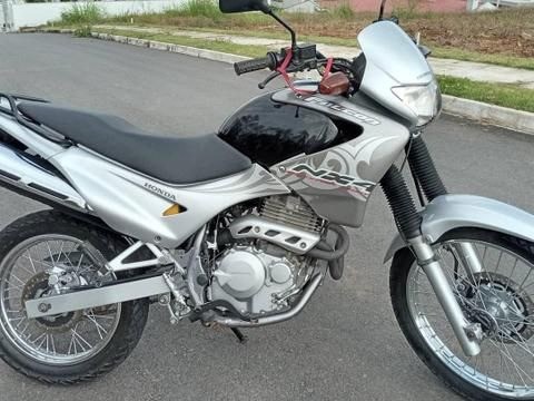 falcon cinza