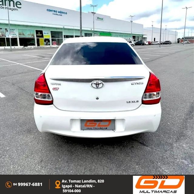 Etios Sedam XLS 1.5 2013 - Foto 4