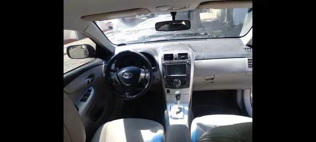 Corolla XEi 2012