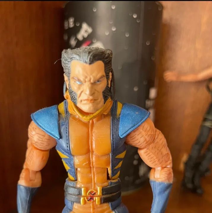 Wolverine Action Figure Marvel Legends