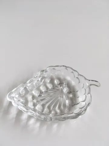 jogo de petisqueiras para aperitivo, formato de cacho de uvas - material: vidro.   x 12 