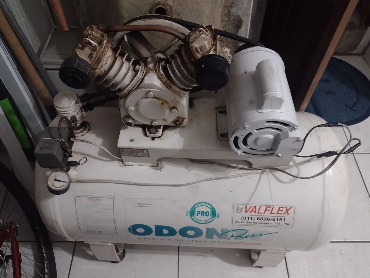 Compressor 130 litros  - Foto 3