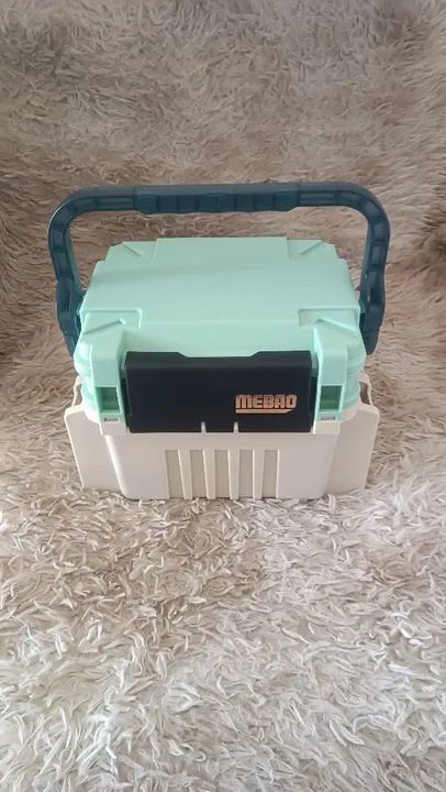 Maleta de pesca nova 