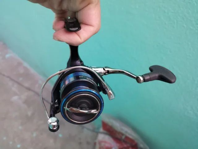 Molinete Shimano Nexave C3000hg  - Foto 4