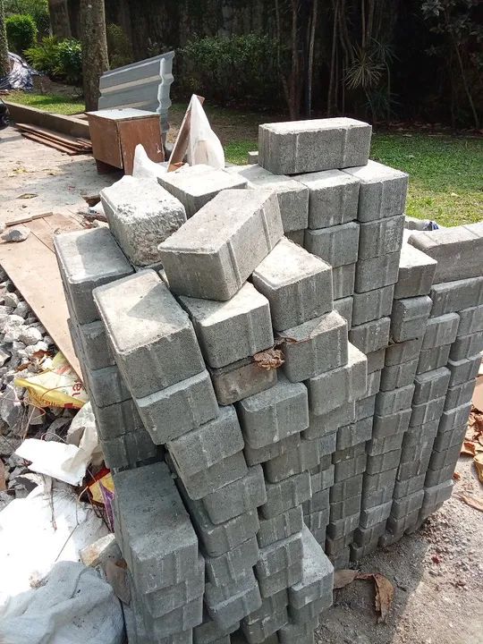 Piso Intertravado Cimentício Retangular 10x20x06cm, R$1,50 unidade,260 peças,Barra da tij