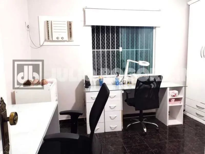 CASA - BRAZ DE PINA - 2 QUARTOS - EDICULA -TERRAÇO COBERTO - VAGA FECHADA - Foto 12