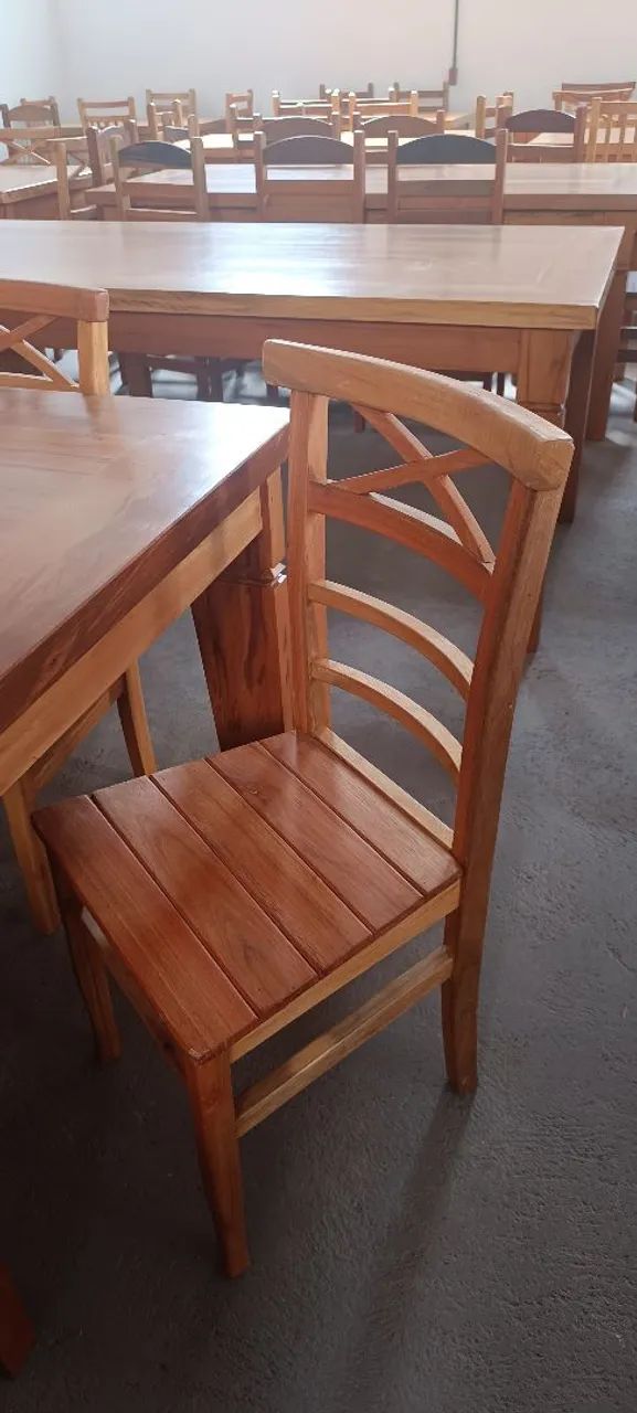 Mesa com 10 cadeiras 2.50x1 $ 4.899,00 nova e a pronta entreg frete grátis a - Foto 5