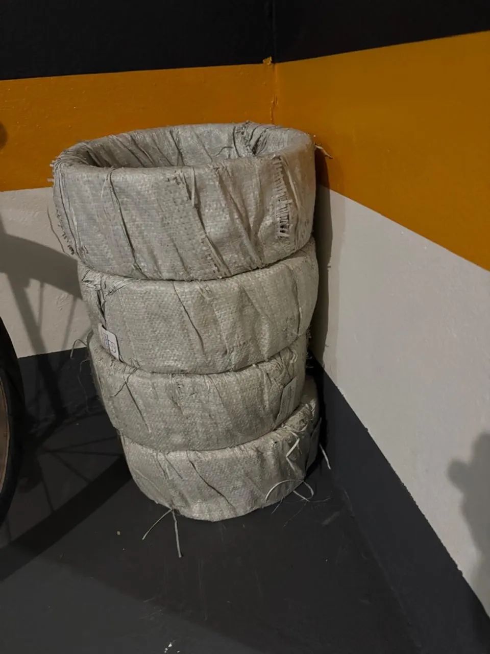 4 Rolos de concertina 