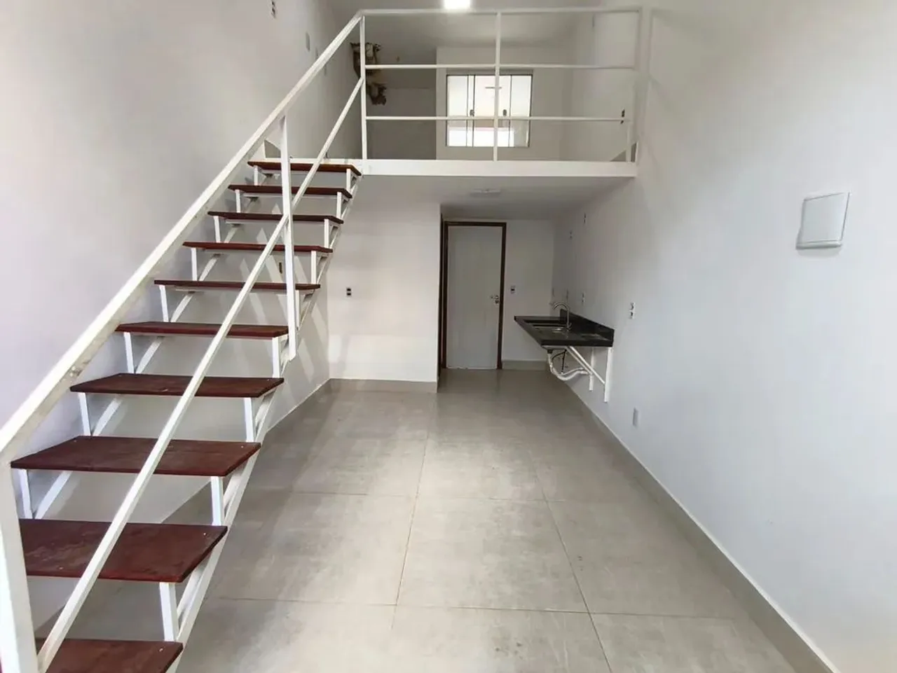 studio duplex, 40 metros aparecida de goiania.