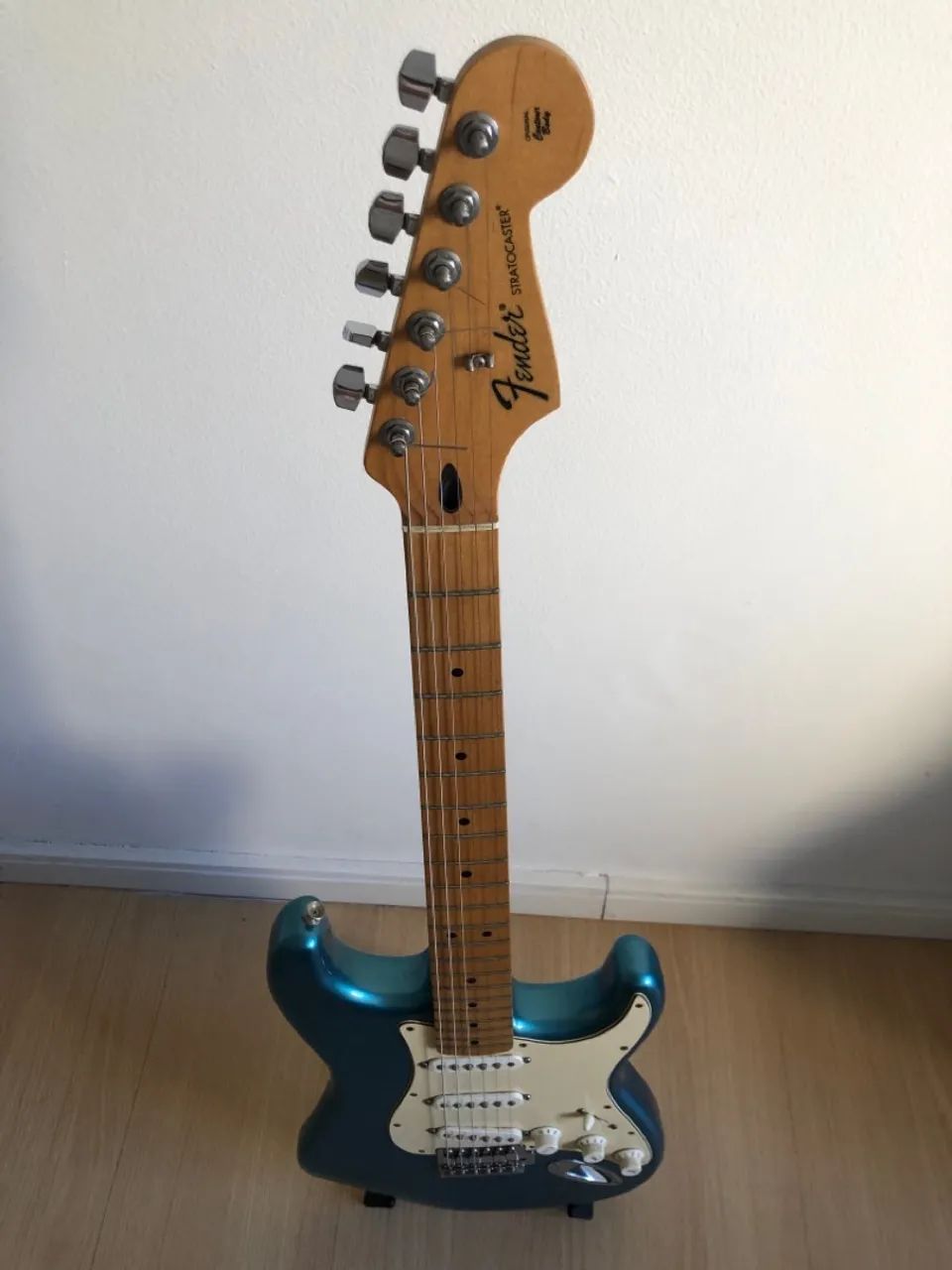 Guitarra Fender Stratocaster - Foto 2