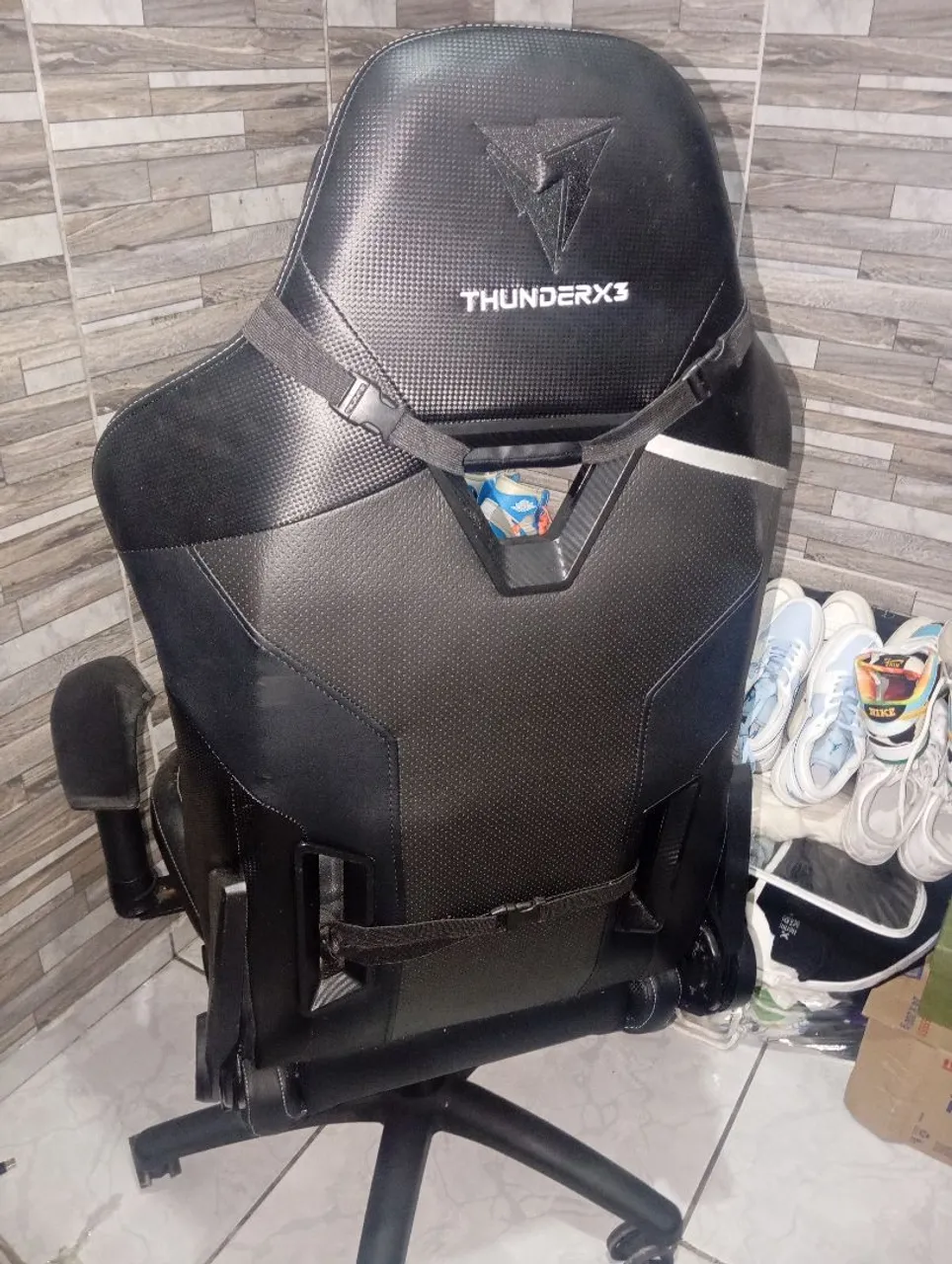 Cadeira Gamer ThunderX3 - Conforto e Estilo!