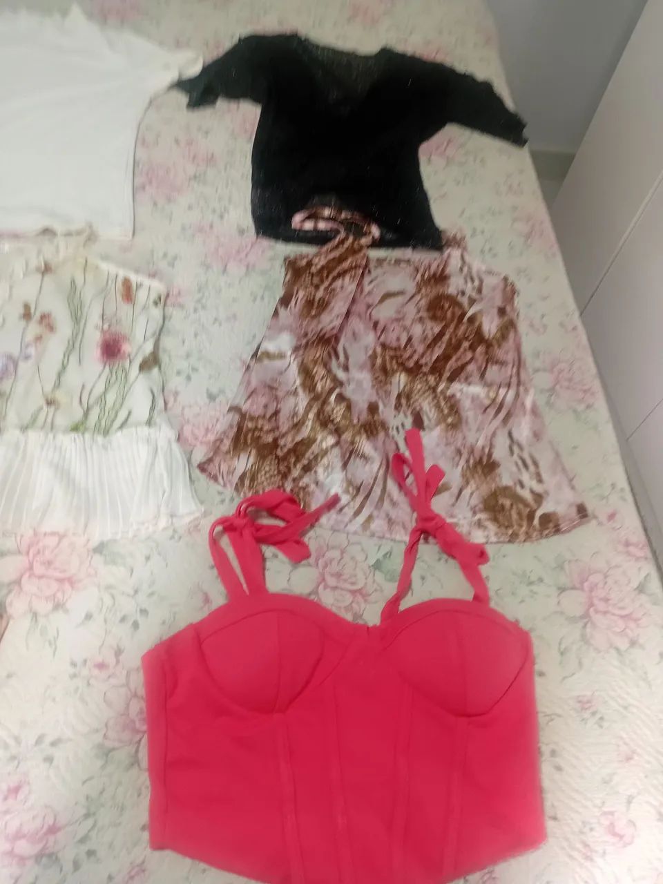 Lote de blusas femininas - Foto 3