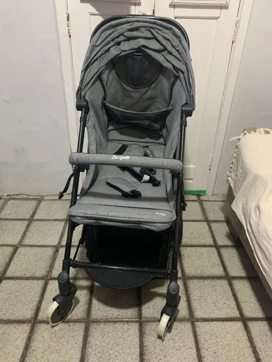 Carrinho de Bebê - Leve e Prático64520807733634123