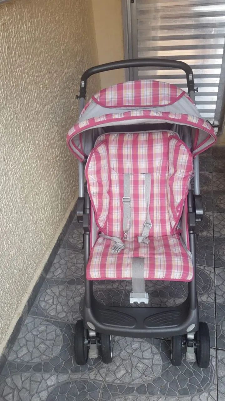 Carrinho de Bebê Dobrável