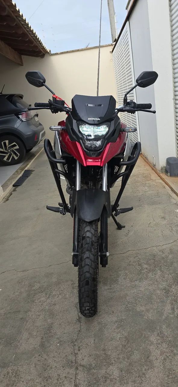 XRE 190 2025 com 1.300km