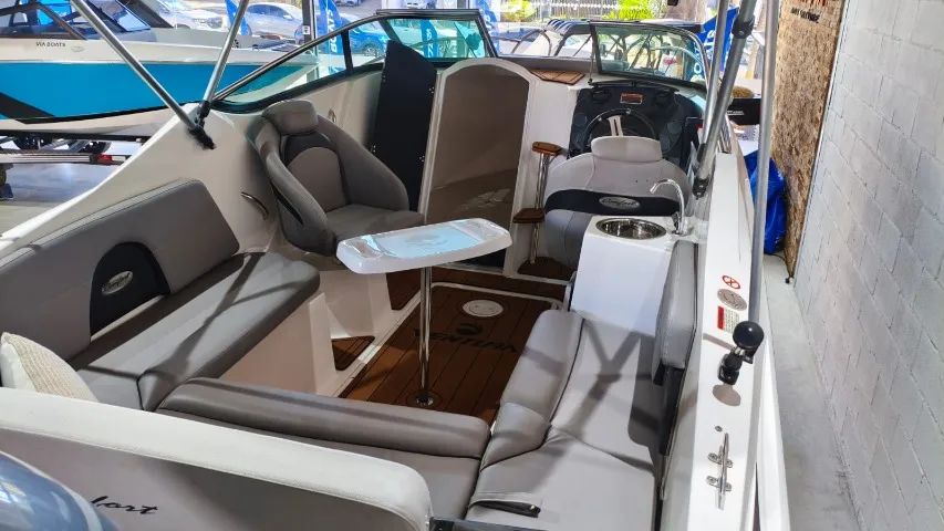 LANCHA VENTURA V215 CABIN COMFORT - Foto 10