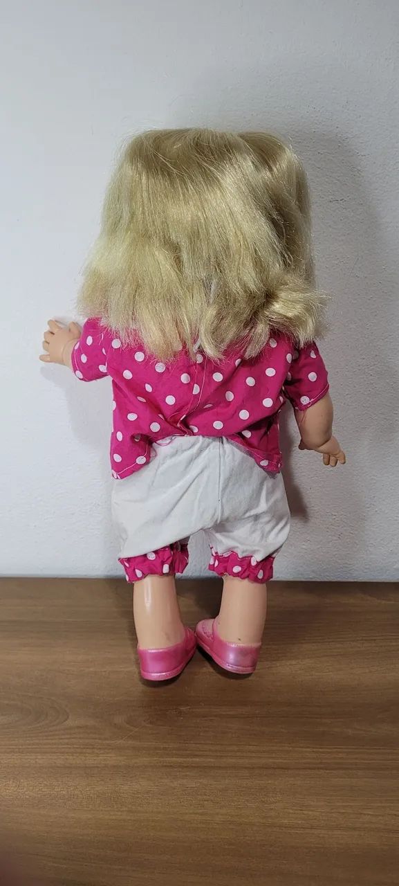 Boneca antiga Cotiplás  olhos que abrem e fecham de roupa de bolinhas com sapatinho - Foto 4