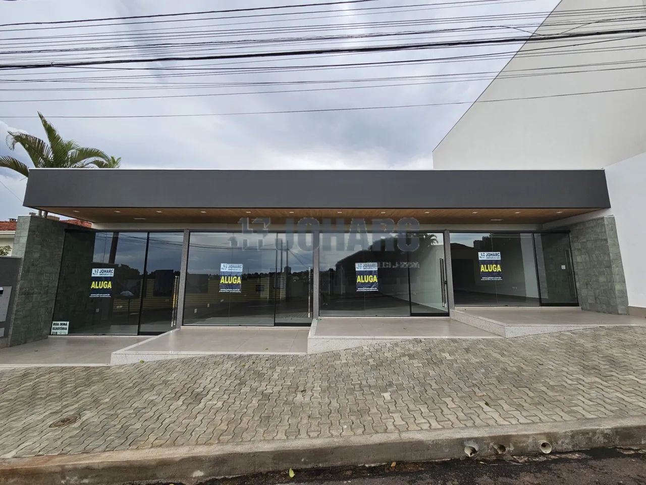 Sala comercial para alugar por R$ 1800.00, 45.00 m2 - CENTRO - APUCARANA/PR