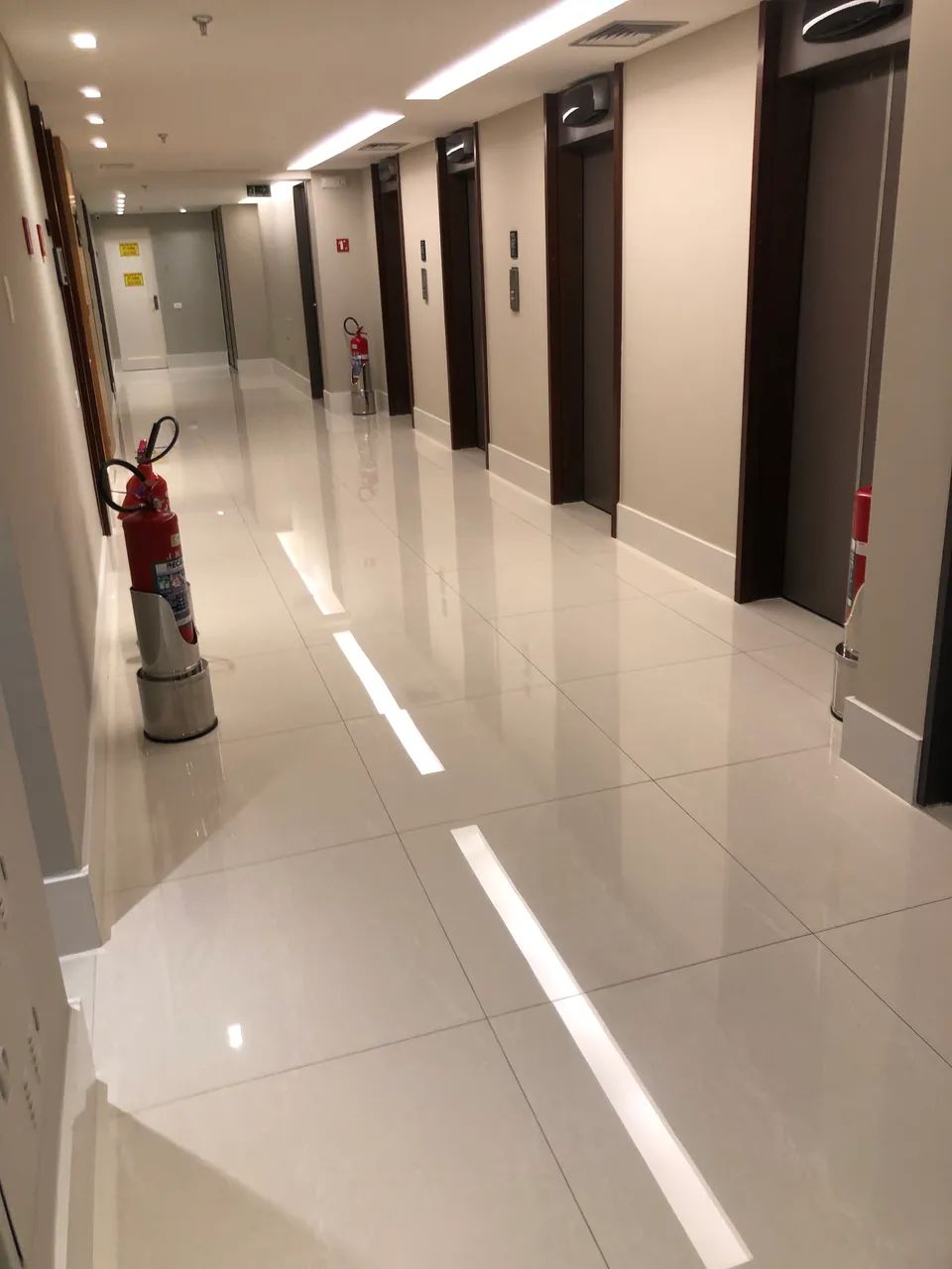 Escritório para aluguel tem 37 metros quadrados em Centro - Rio de Janeiro - RJ