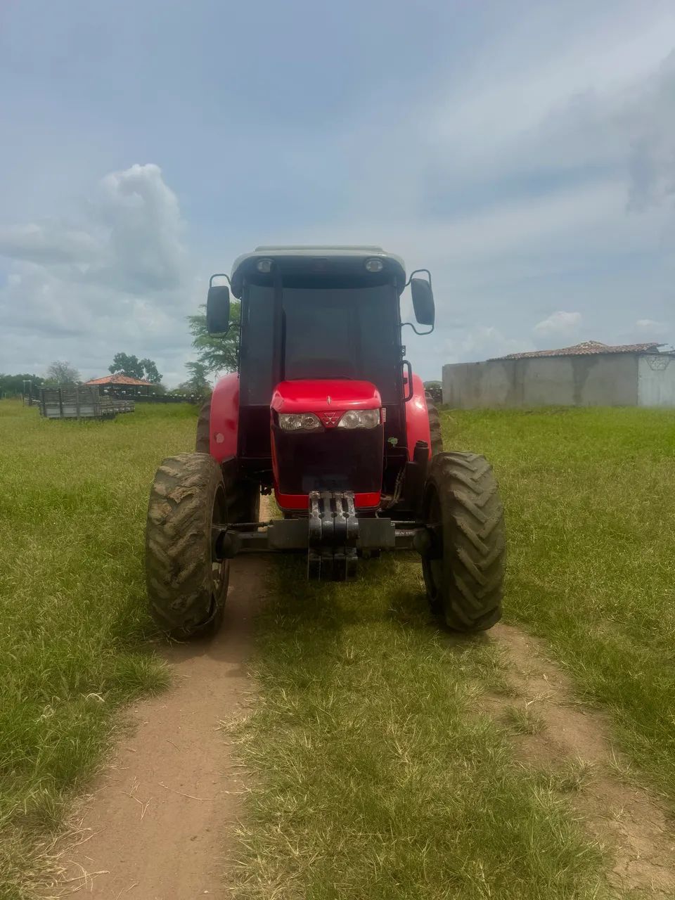 TRATOR MASSEY FERGUSON 4283 ANO:2017 CABINADO  - Foto 2