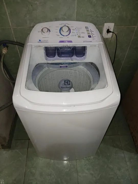Máquina de Lavar Roupa Electrolux 8,5kg Turbo Economia