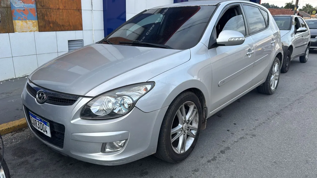 i30 aut 2012 69 mil km Fipe 45 mil por 25 mil
