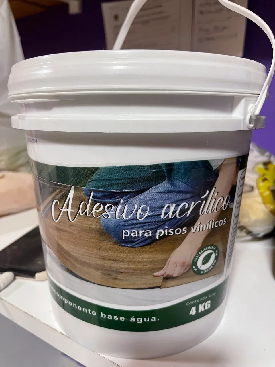 Vendo cola e cimento nivelador piso vinílico  - Foto 2