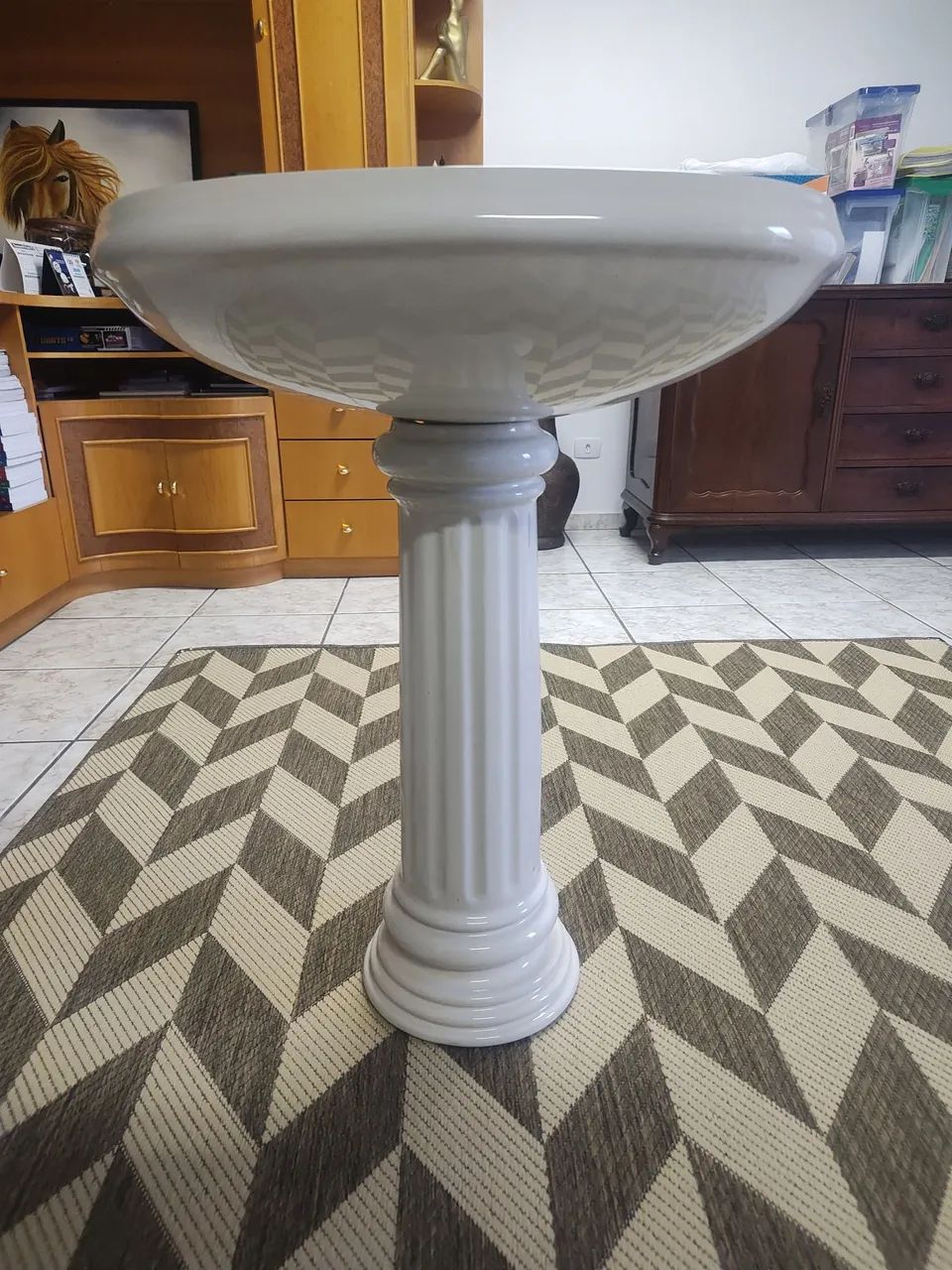 Vendo pia com coluna estilo romano  de luxo nova nunca usada  - Foto 2