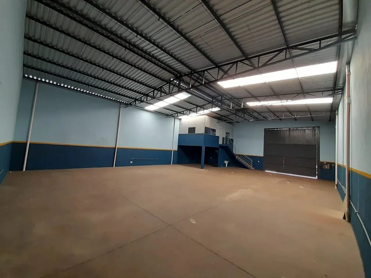 Imóvel para aluguel possui 336 metros quadrados em Vila Brasília - São Carlos - SP