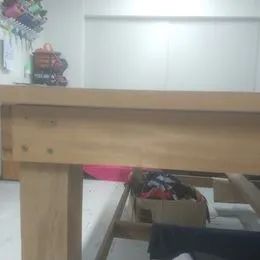Mesa para confecção, talhação, embalagem com boa estrutura em cedrinho.  - Foto 2