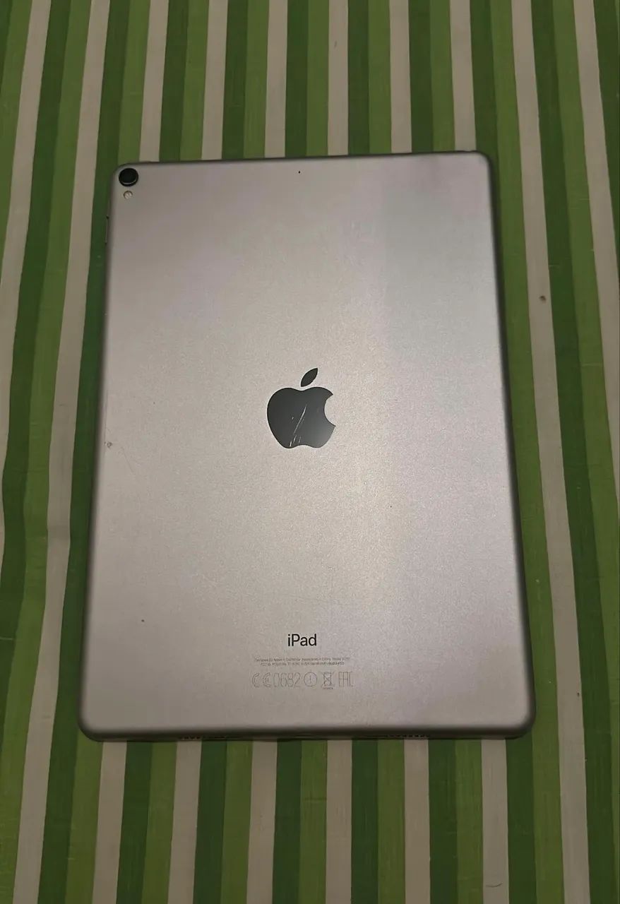 iPad Pro 10,5 256GB Wi-Fi + Apple Pencil + Folio Keyboard