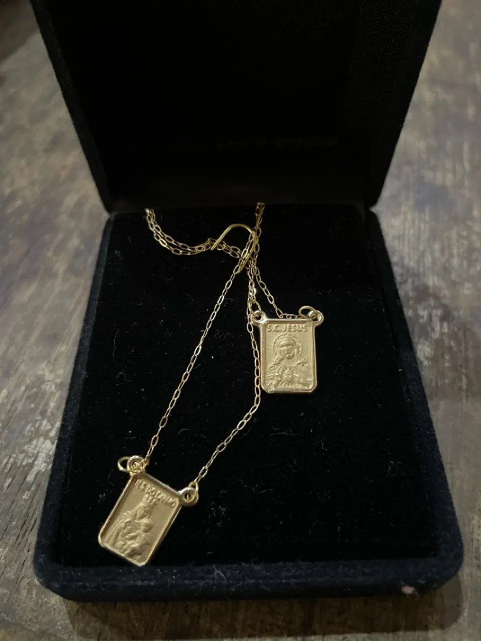 Escapulário de ouro 18k