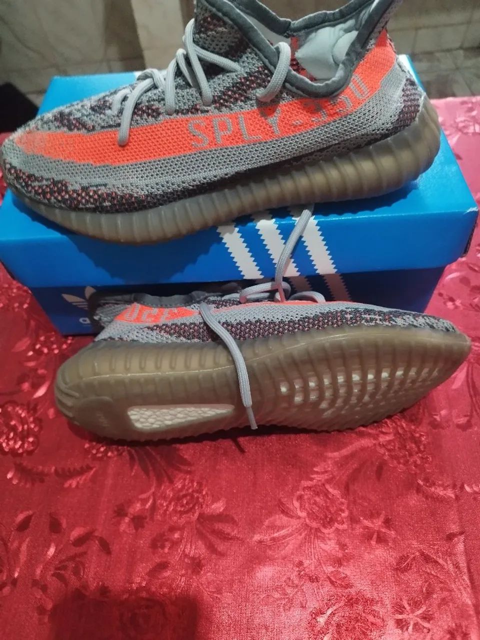 Tênis Adidas Yeezy Boost 350 V2 Tam 39 40 e 41 