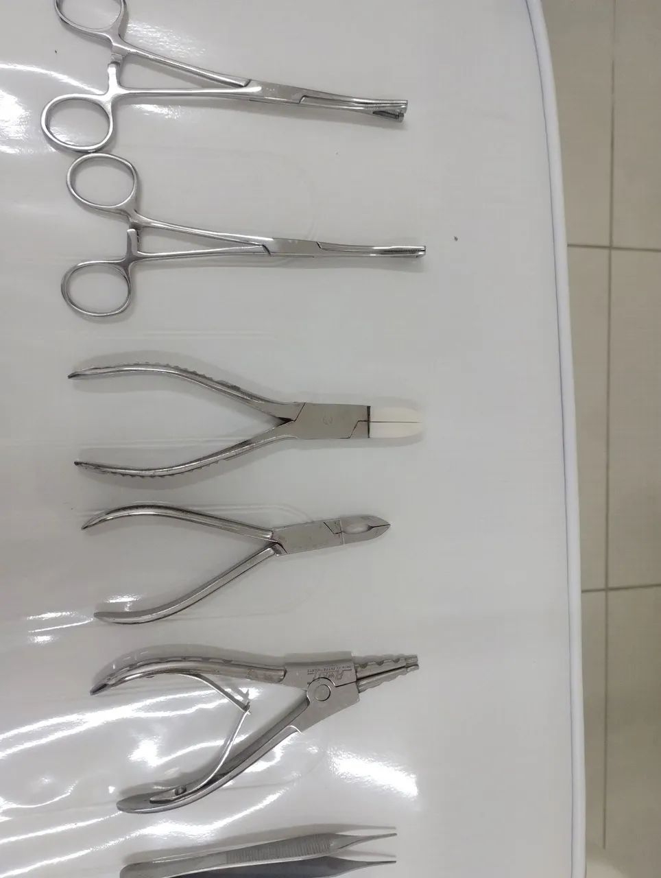 Kit de pinças piercings  - Foto 3