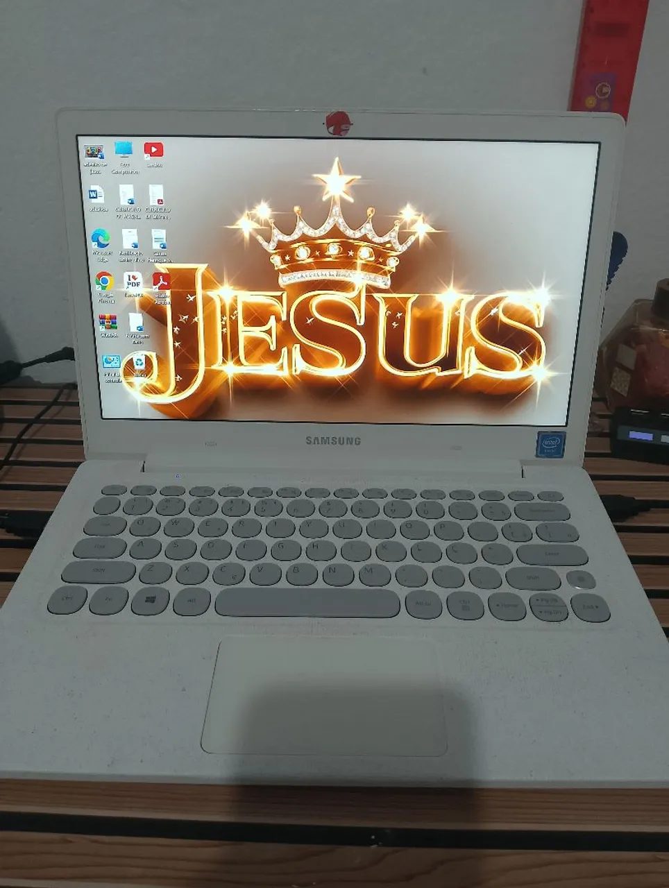 Notebook Samsung - Tela e teclado impecáveis